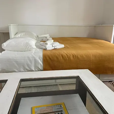 Apartamento At The Burkulis' *