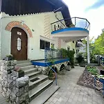 At The Burkulis'