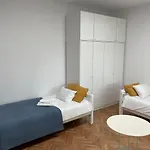 At The Burkulis' 卢布尔雅那