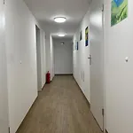 公寓 At The Burkulis'