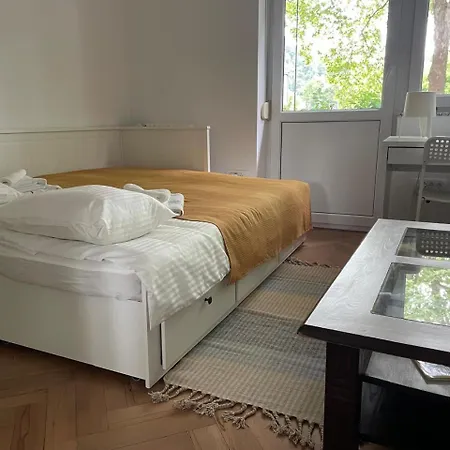 At The Burkulis' Apartamento Liubliana