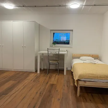 At The Burkulis' Apartamento *