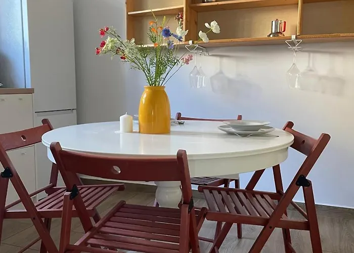 アパート At The Burkulis' *