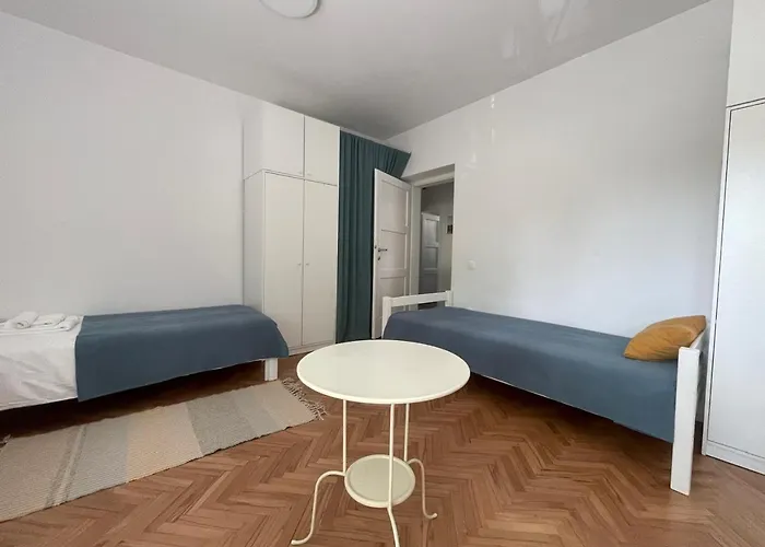 アパート At The Burkulis' リュブリャナ